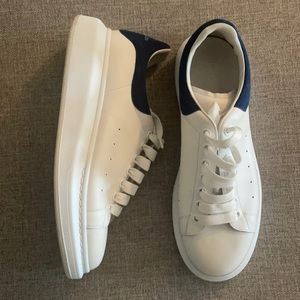 Authentic Alexander McQueen sneakers size 43